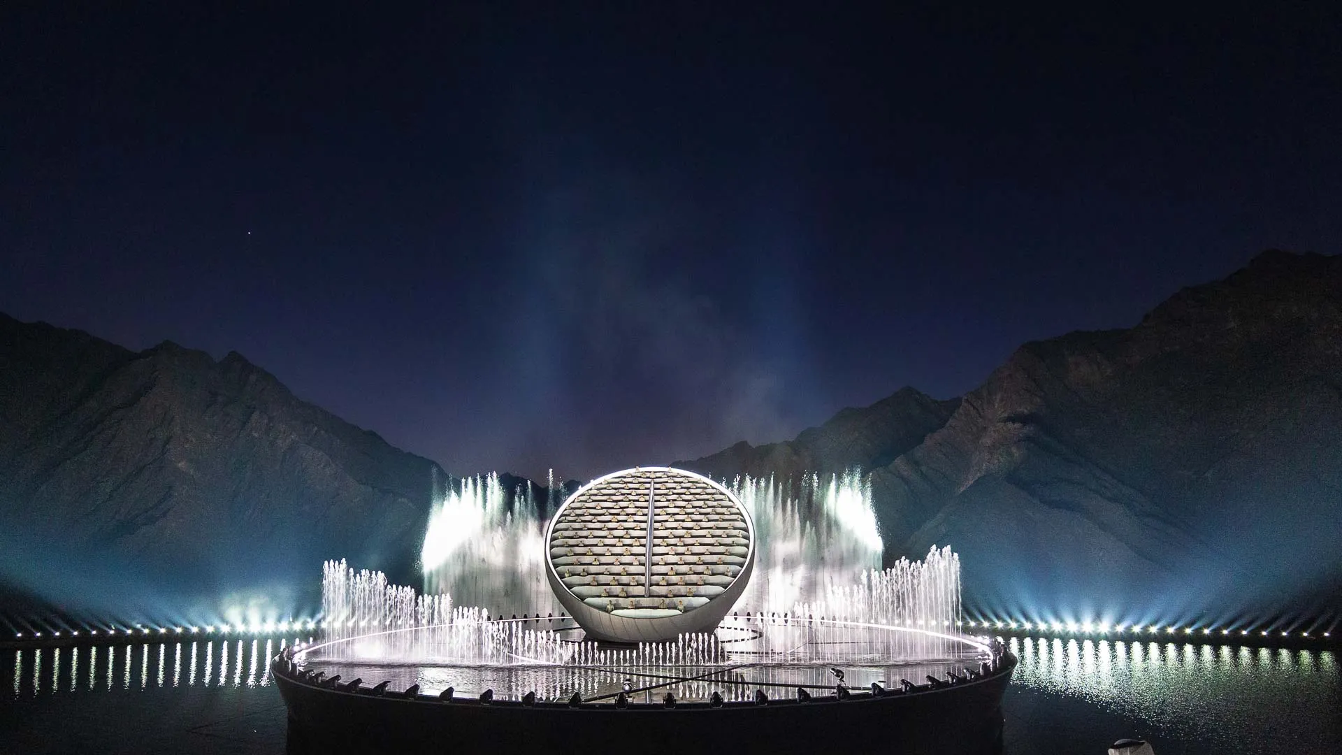 Groupe F aerial finale over Hatta Dam