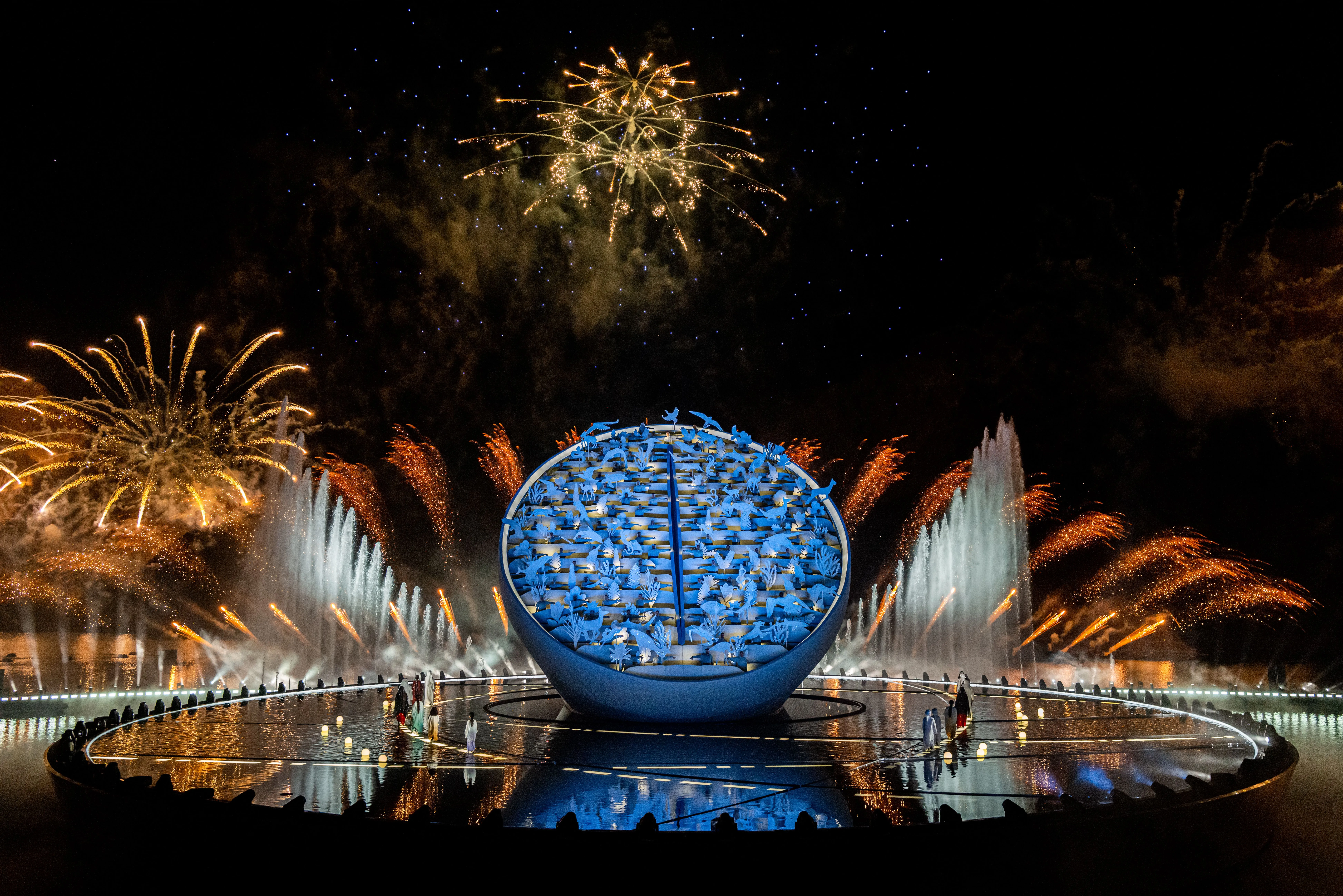 Hatta Dam ceremony — full-stage wide