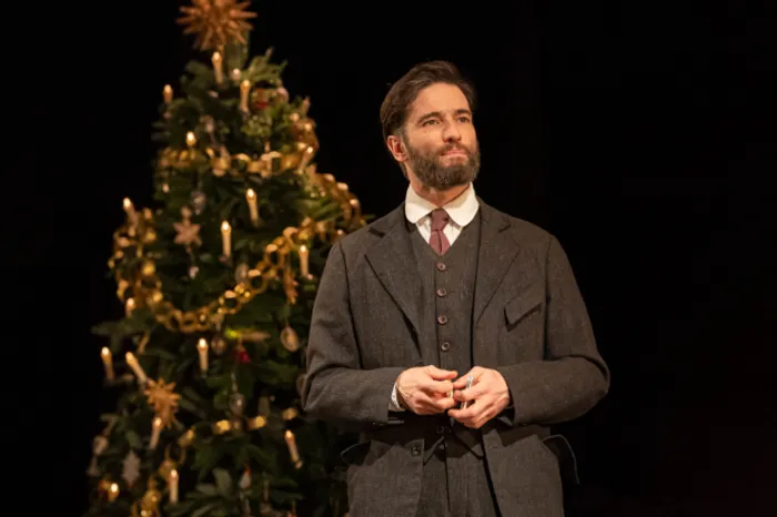 The company of Leopoldstadt at Wyndham's Theatre, first-look production still